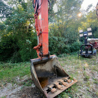 ESCAVATORE 8